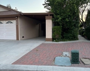 1344 Sierra Seneca - Photo Thumbnail 19