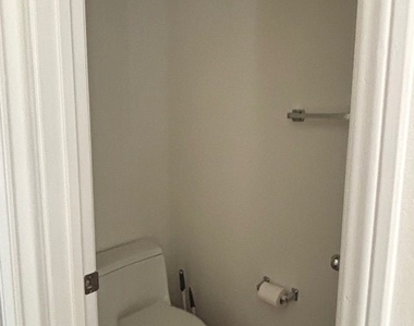 1066 Birch Lane - Photo Thumbnail 11