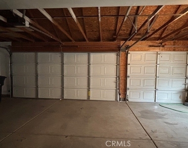 1066 Birch Lane - Photo Thumbnail 21