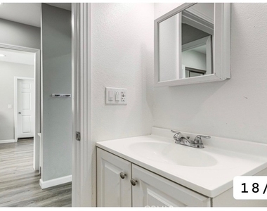 1816 W 22nd - Photo Thumbnail 6
