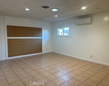 13165 Garber - Photo Thumbnail 4