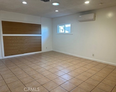 13165 Garber - Photo Thumbnail 3