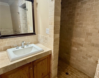 11322 Covello - Photo Thumbnail 7