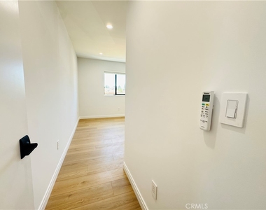 7744 1/2 Vassar Avenue - Photo Thumbnail 16