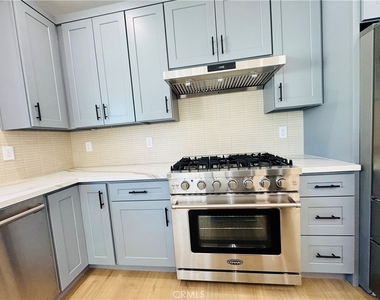 7744 1/2 Vassar Avenue - Photo Thumbnail 4