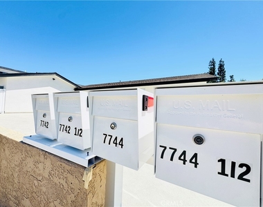 7742 Vassar Avenue - Photo Thumbnail 13