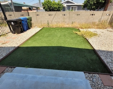 11864 Borden Avenue - Photo Thumbnail 6