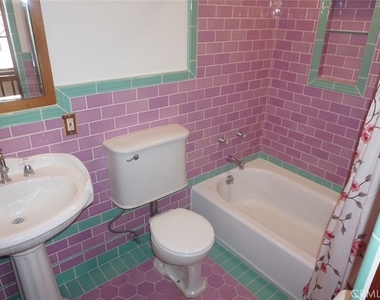191 N Grand Street - Photo Thumbnail 9