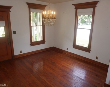 191 N Grand Street - Photo Thumbnail 13