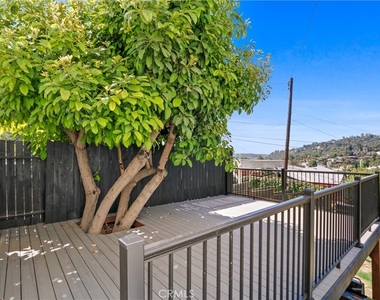 4826 Hub Street - Photo Thumbnail 1