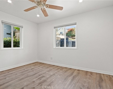 4826 Hub Street - Photo Thumbnail 10