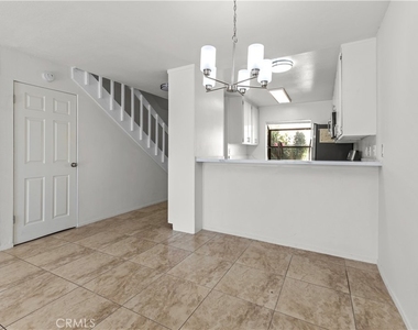 12750 Centralia Street - Photo Thumbnail 5