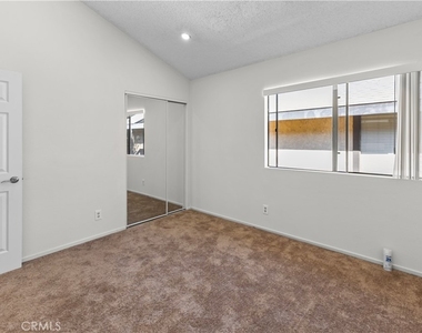 12750 Centralia Street - Photo Thumbnail 12
