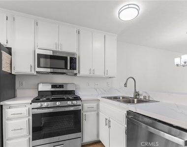 12750 Centralia Street - Photo Thumbnail 3