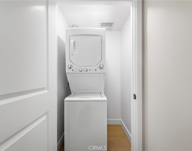 3020 E 3rd - Photo Thumbnail 16
