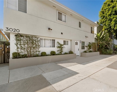 3020 E 3rd - Photo Thumbnail 5