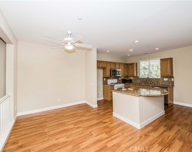 1314 Sheller Drive - Photo Thumbnail 8