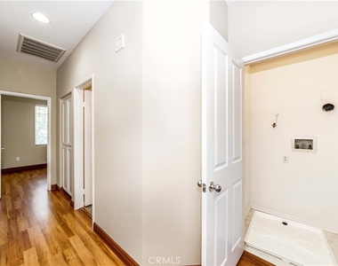 1314 Sheller Drive - Photo Thumbnail 28