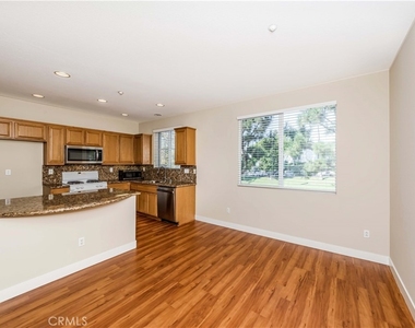 1314 Sheller Drive - Photo Thumbnail 13