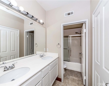 1314 Sheller Drive - Photo Thumbnail 24