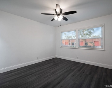 2023 Border Avenue - Photo Thumbnail 29