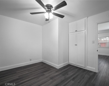 2023 Border Avenue - Photo Thumbnail 35
