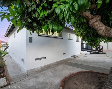 2023 Border Avenue - Photo Thumbnail 38