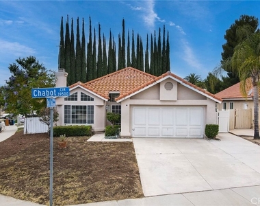 39563 Chabot Circle - Photo Thumbnail 1
