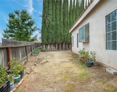 39563 Chabot Circle - Photo Thumbnail 24