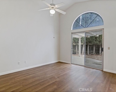 39563 Chabot Circle - Photo Thumbnail 13