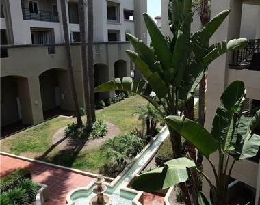 200 Pacific Coast Hwy - Photo Thumbnail 33