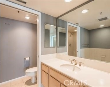 200 Pacific Coast Hwy - Photo Thumbnail 6