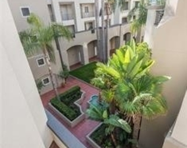 200 Pacific Coast Hwy - Photo Thumbnail 21