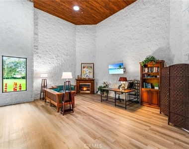 24055 Paseo Del Lago - Photo Thumbnail 15
