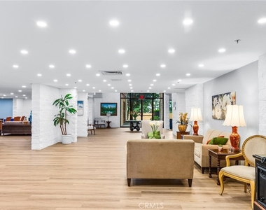 24055 Paseo Del Lago - Photo Thumbnail 17