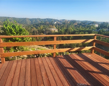 2400 Indian Creek - Photo Thumbnail 12