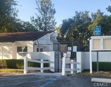 2400 Indian Creek - Photo Thumbnail 20
