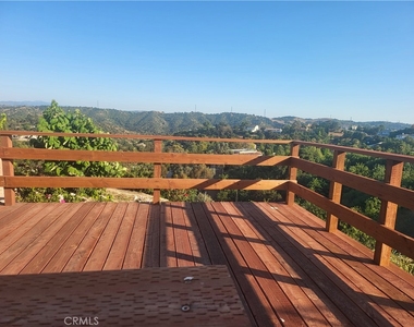 2400 Indian Creek - Photo Thumbnail 13