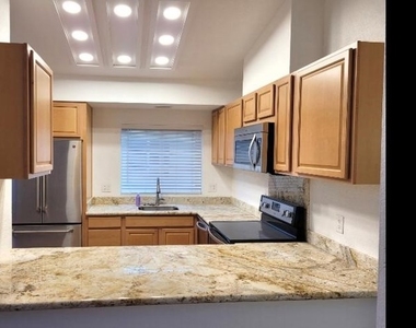 40768 Biscayne - Photo Thumbnail 2