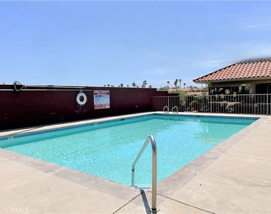 79740 Avenue 42 - Photo Thumbnail 3