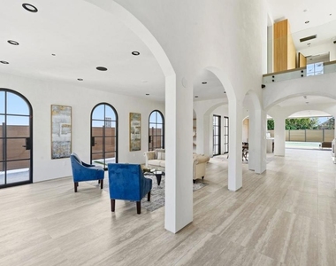 160 N Stanley Drive - Photo Thumbnail 6