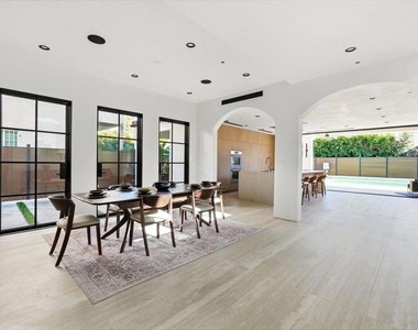 160 N Stanley Drive - Photo Thumbnail 10