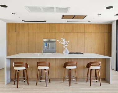 160 N Stanley Drive - Photo Thumbnail 12