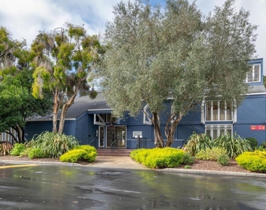 406 Boardwalk Avenue - Photo Thumbnail 17