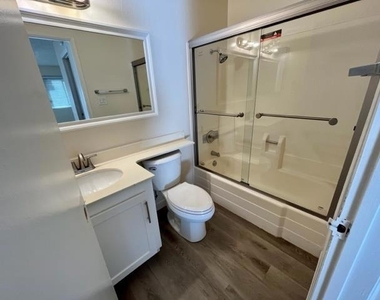 406 Boardwalk Avenue - Photo Thumbnail 8