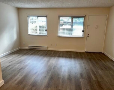 406 Boardwalk Avenue - Photo Thumbnail 5