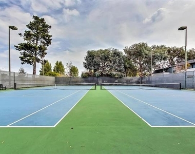 406 Boardwalk Avenue - Photo Thumbnail 16