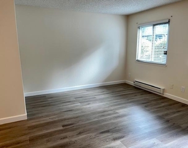 406 Boardwalk Avenue - Photo Thumbnail 6