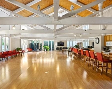 406 Boardwalk Avenue - Photo Thumbnail 18