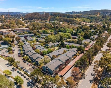406 Boardwalk Avenue - Photo Thumbnail 13